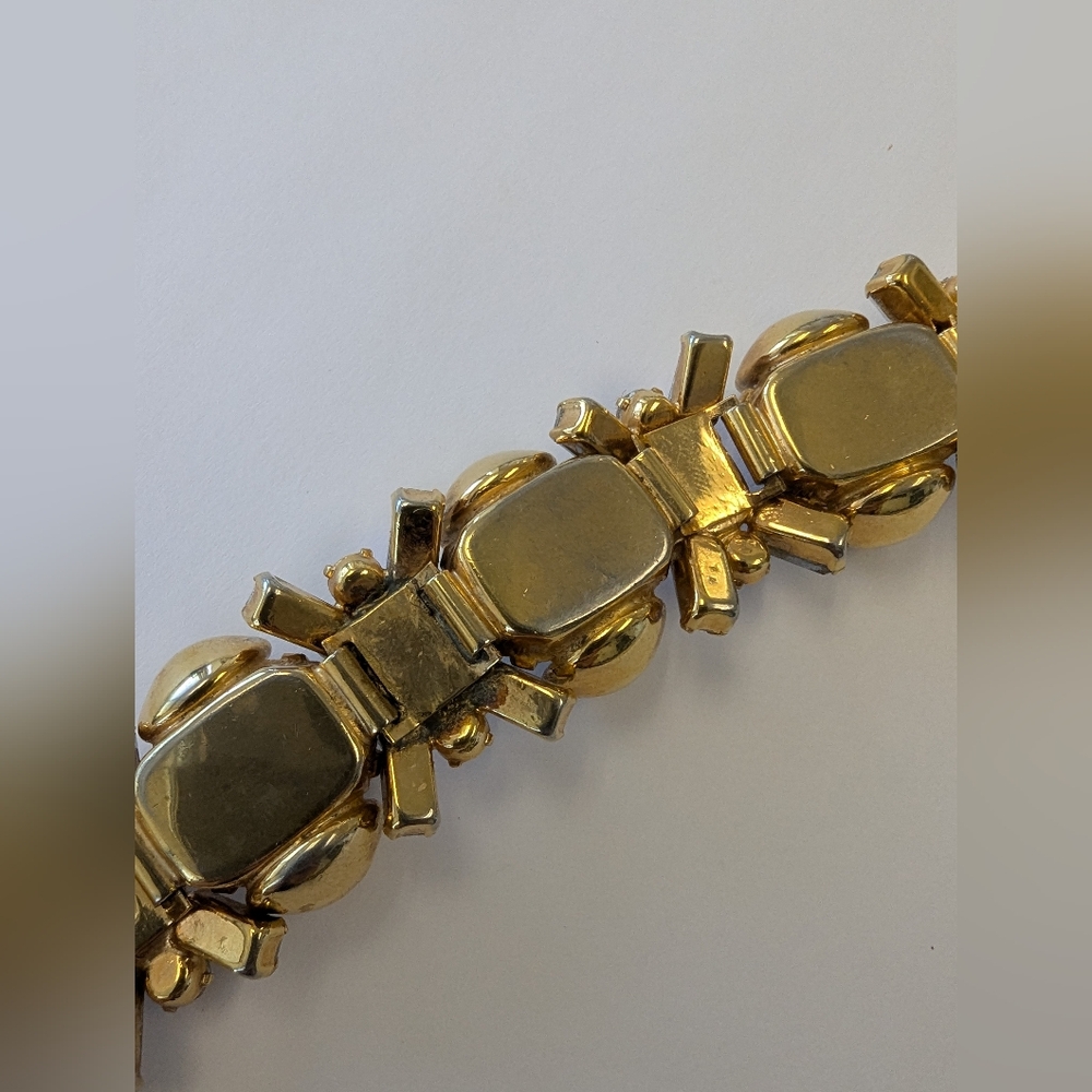 VTG CHUNKY AB CRYSTAL GOLD TONE BRACELET - Picture 7 of 14